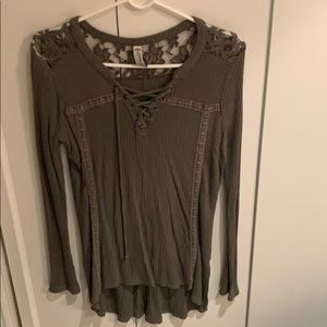 Long sleeve criss cross top